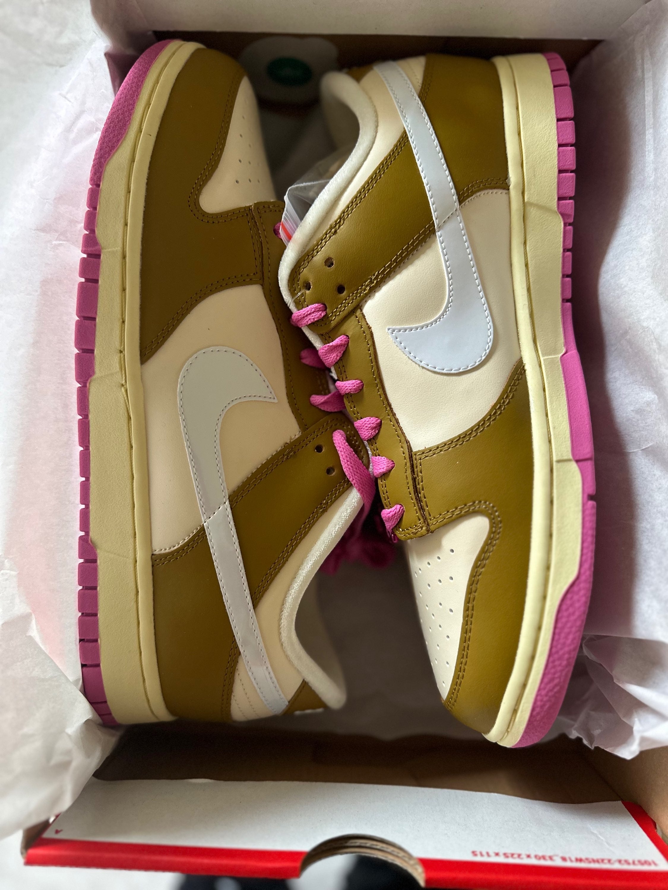 FD8683 -w nike dunk low se image 0
